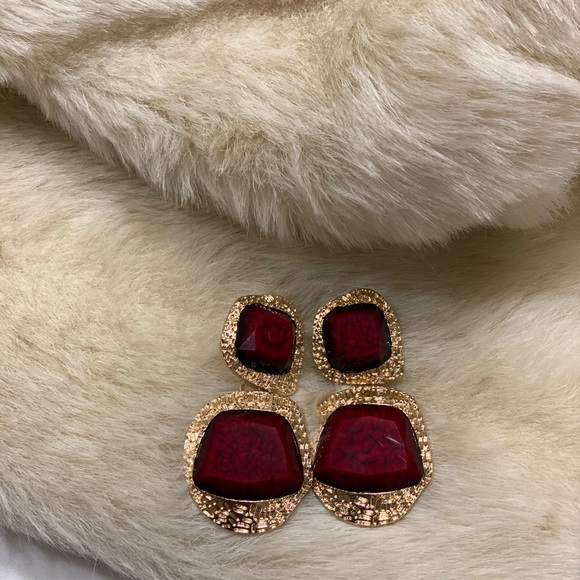 Earrings for sale - Picture 1 of 1